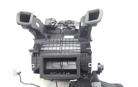 Renault Captur Interior heater climate box assembly 272705486R