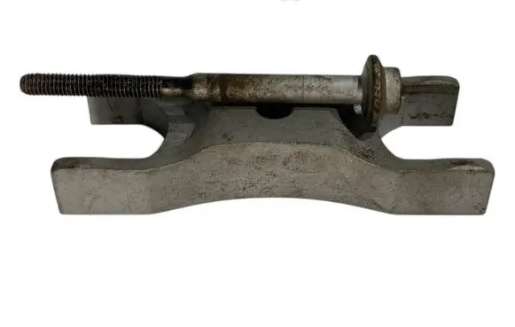 Volkswagen PASSAT CC Fuel Injector clamp holder 03L216A