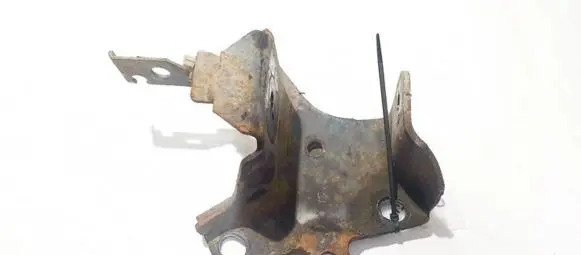 Renault Megane III Bracket in trunk/boot 