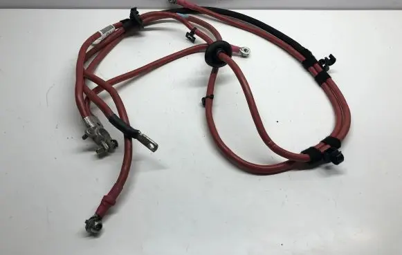 Mercedes-Benz GLE (W166 - C292) Positive cable (battery) A1664404337