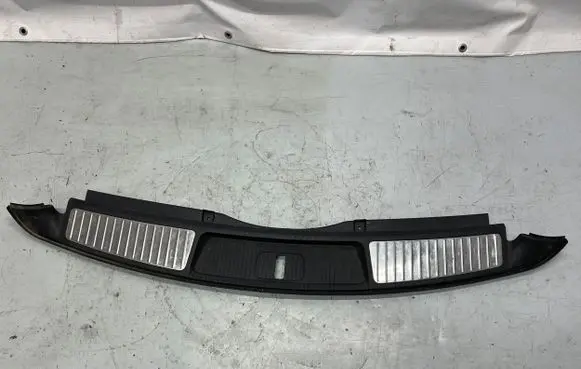 Opel Insignia A Trunk/boot sill cover protection 13222434