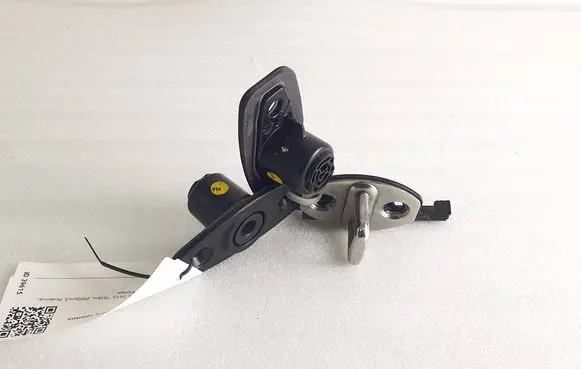 Volkswagen Sharan Sliding door lock loop/hook striker 7N0843647A 7N0843638