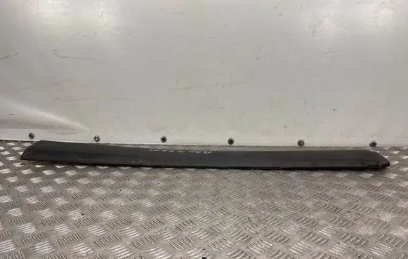 Opel Antara Front door trim (molding) 96660214