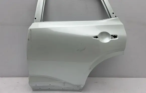 Nissan Qashqai J12 Rear door SULIK3