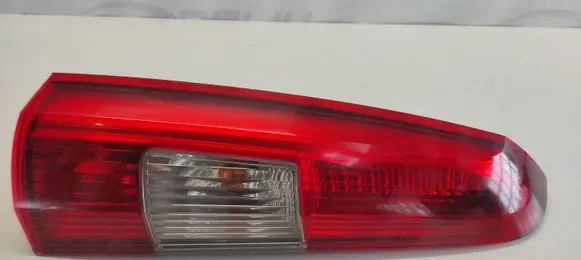 Volvo V70 Rear/tail lights 9154493 9482266 152843