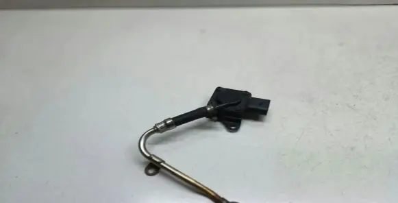 BMW 3 E90 E91 Exhaust gas pressure sensor 7808013