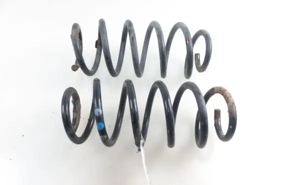 Toyota Auris E180 Rear coil spring