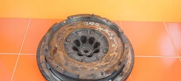 Jaguar XE Dual mass flywheel 19MB13