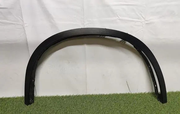 Front arch trim