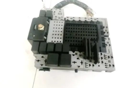 Volvo V70 Fuse box set 8645170 00W173