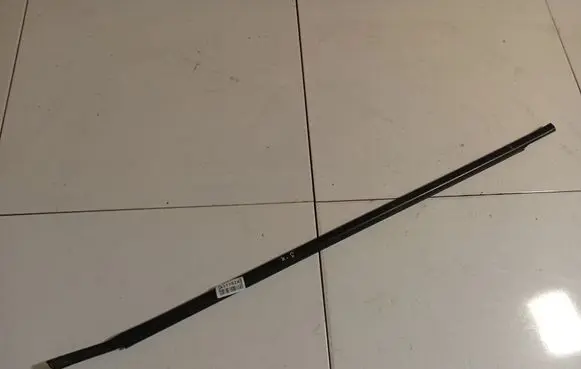 Mitsubishi Grandis Rear door glass trim molding 