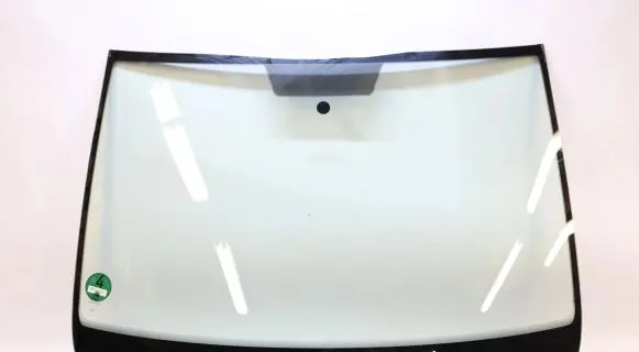 Volkswagen Touran III Front windscreen/windshield window AS1