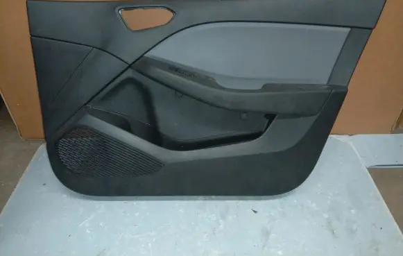 Renault Clio V Front door card panel trim 2356924X