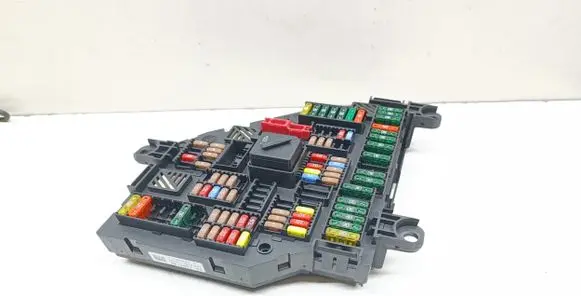 BMW 5 GT F07 Fuse module 9210857