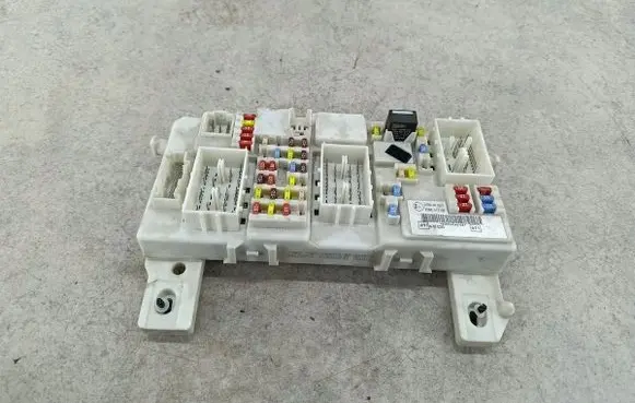 Ford Focus Fuse box set 7M5T14A073DG