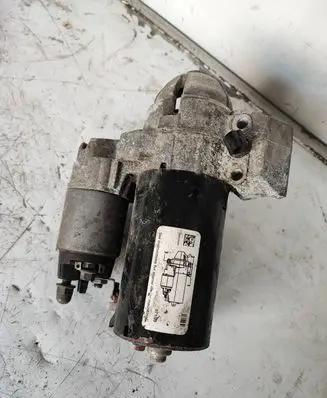 BMW X6 E71 Starter motor 8570382