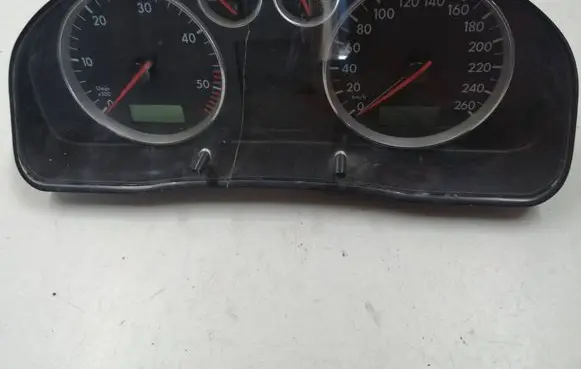 Volkswagen PASSAT B5 Speedometer (instrument cluster) 3B0920806VDO