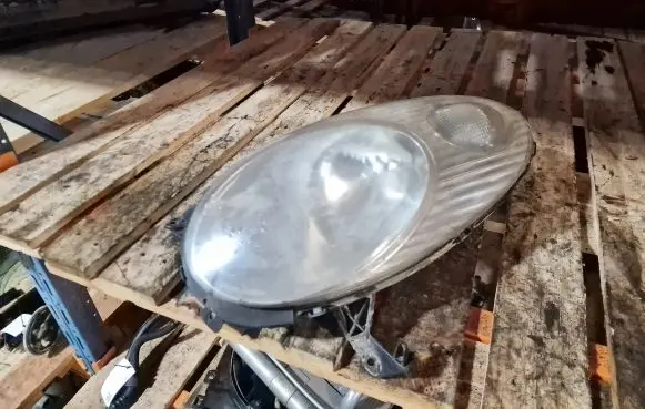 Nissan Micra Headlight/headlamp
