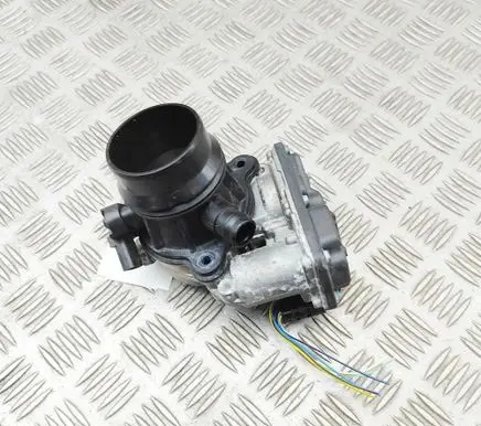 BMW X2 F39 Throttle valve 7619008 A2C15022400