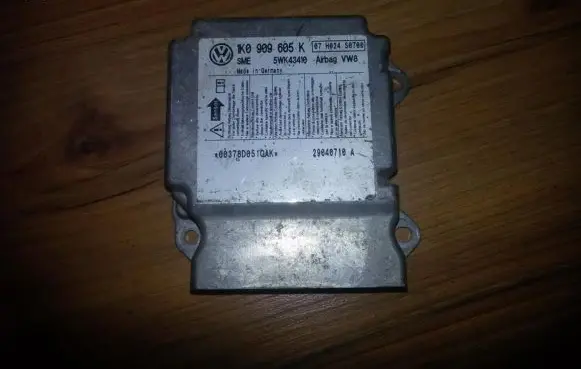 Volkswagen Golf V Airbag control unit/module 1k0909605k 5wk43410