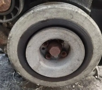 Opel Zafira B Crankshaft pulley