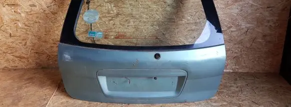 Nissan Almera Tino Tailgate/trunk/boot lid