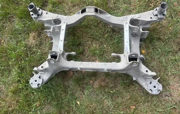 Porsche Panamera (970) Rear subframe 970331151