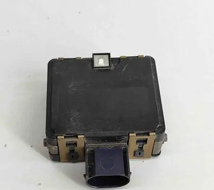 Skoda Superb B8 (3V) Distronic sensor radar 3Q0907561D 3Q0907572C