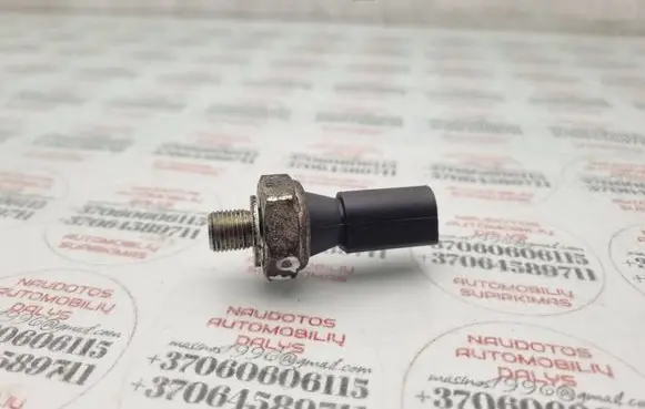 Audi Q7 4L Oil pressure sensor 