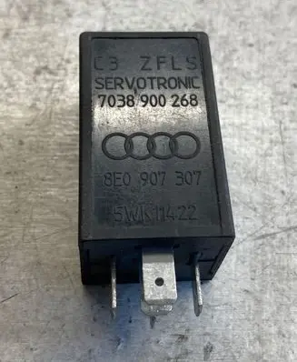 Audi A4 S4 B6 8E 8H Other relay 8e0907307