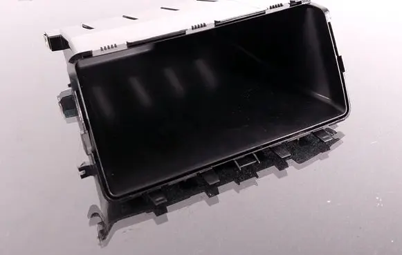 BMW X5 E70 Glove box 51166963379