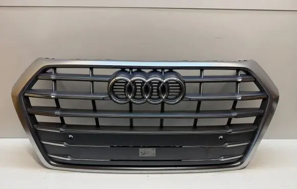 Audi Q5 SQ5 Front bumper upper radiator grill 80A853651C 80A853651D 80A853651E