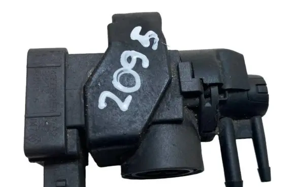 Renault Master III Vacuum valve 149566215R