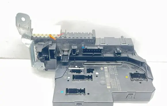 Mercedes-Benz C W204 Comfort/convenience module 2049005201 2129021201 2045459032