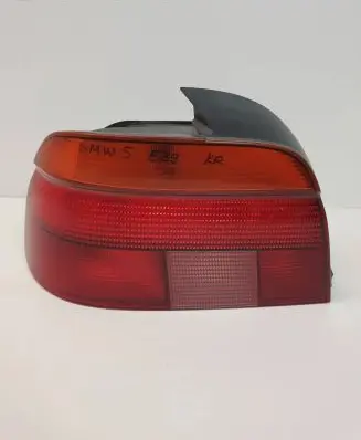 BMW 5 E39 Rear/tail lights 8358031 2VP00724001