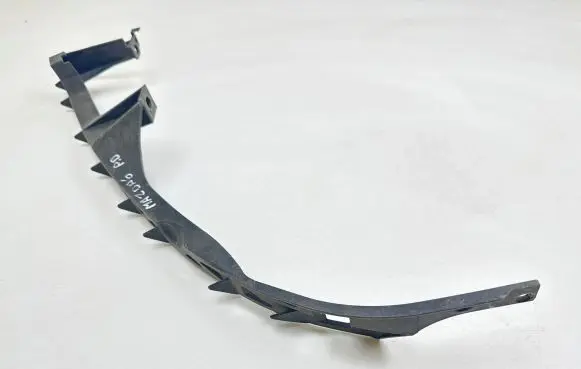 Mazda 3 I Headlight/headlamp mounting bracket GP945015L