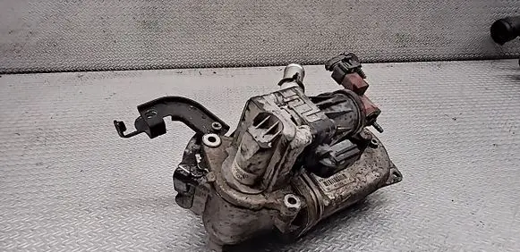 Opel Corsa D EGR valve 55226607 701599040