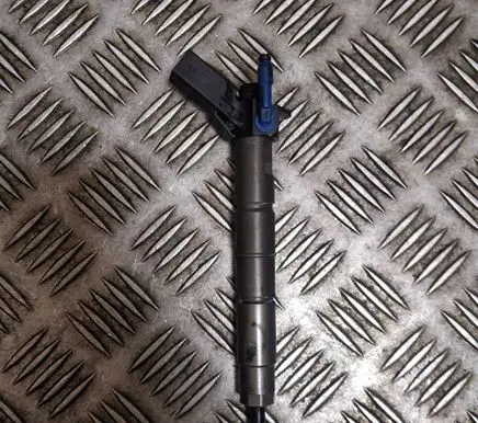 Mercedes-Benz E W213 Fuel injector A6540700187