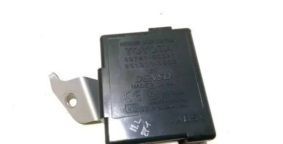 Toyota Land Cruiser (J120) Door control unit/module 8974160341 2513001900