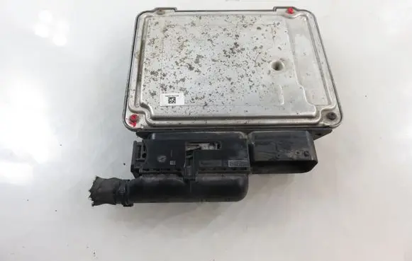 Volkswagen Tiguan Engine control unit/module 03L906018FA 0281017033
