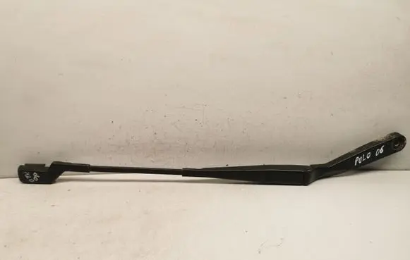 Volkswagen Polo IV 9N3 Front wiper blade arm 6Q2955410C