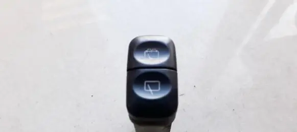 KIA Sportage Wiper switch 
