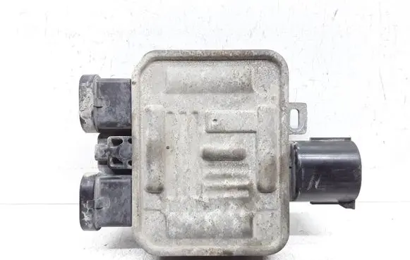 Volvo V70 Coolant fan relay 940004202
