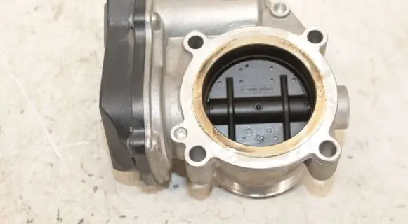 Audi Q5 SQ5 Throttle valve 06F133062T