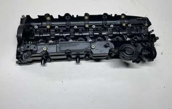 BMW 3 F30 F35 F31 Rocker cam cover 52489601 M8F5101M7