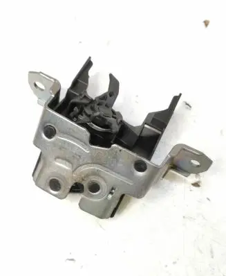 Loading door lock
