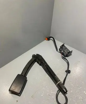 Mazda 3 I Front seatbelt buckle G5548A 041314