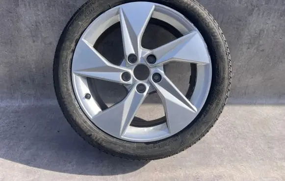 Audi A3 8Y R17 alloy rim 