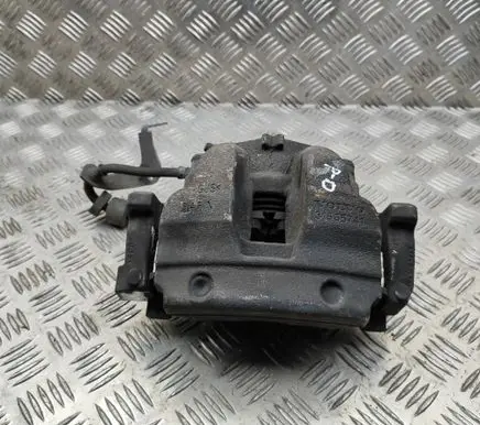 Volvo V60 Front brake caliper 31665741