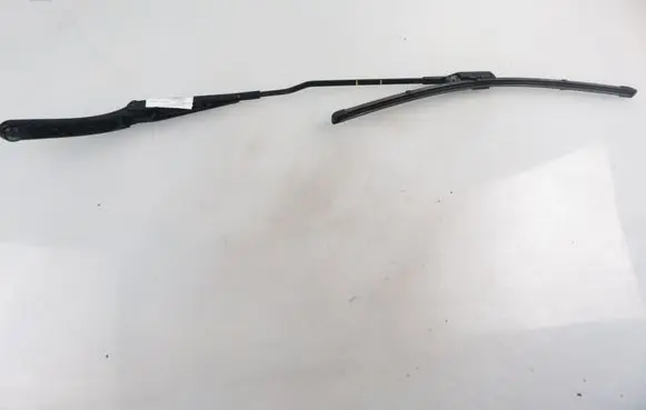Audi A4 S4 B8 8K Front wiper blade arm 8K1955408